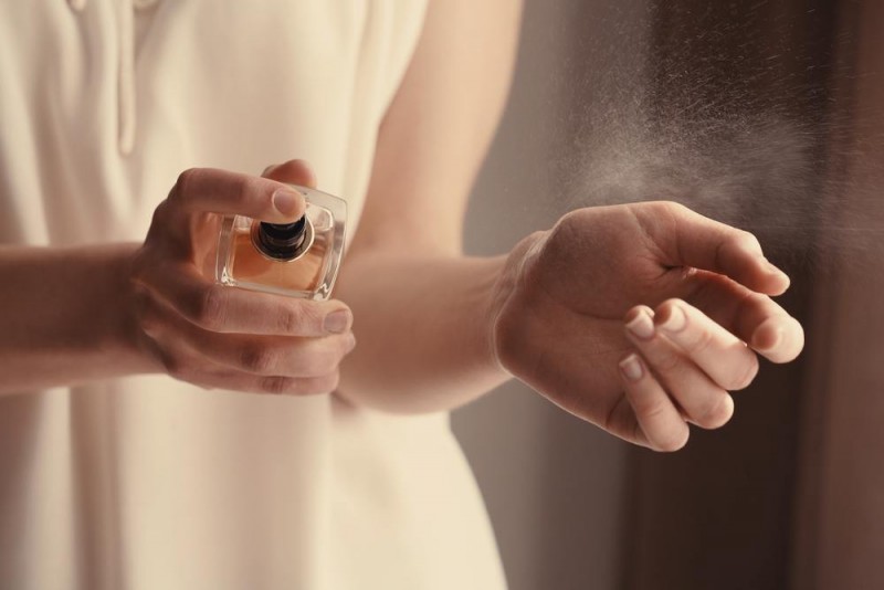 brud klo Absorbere Eau de parfum, eau de toilette og eau de cologne – hvad er forskellen?